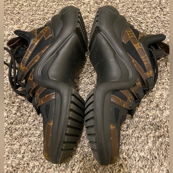 Authentic Louis Vuitton LV Archlight Sneaker Size US 8.5 EU 38.5 - Picture 3 of 16